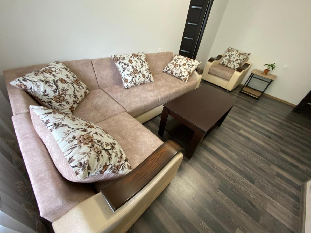 Lovely 2-Bedroom Apartment Near Ayb School Dilijan Exterior foto